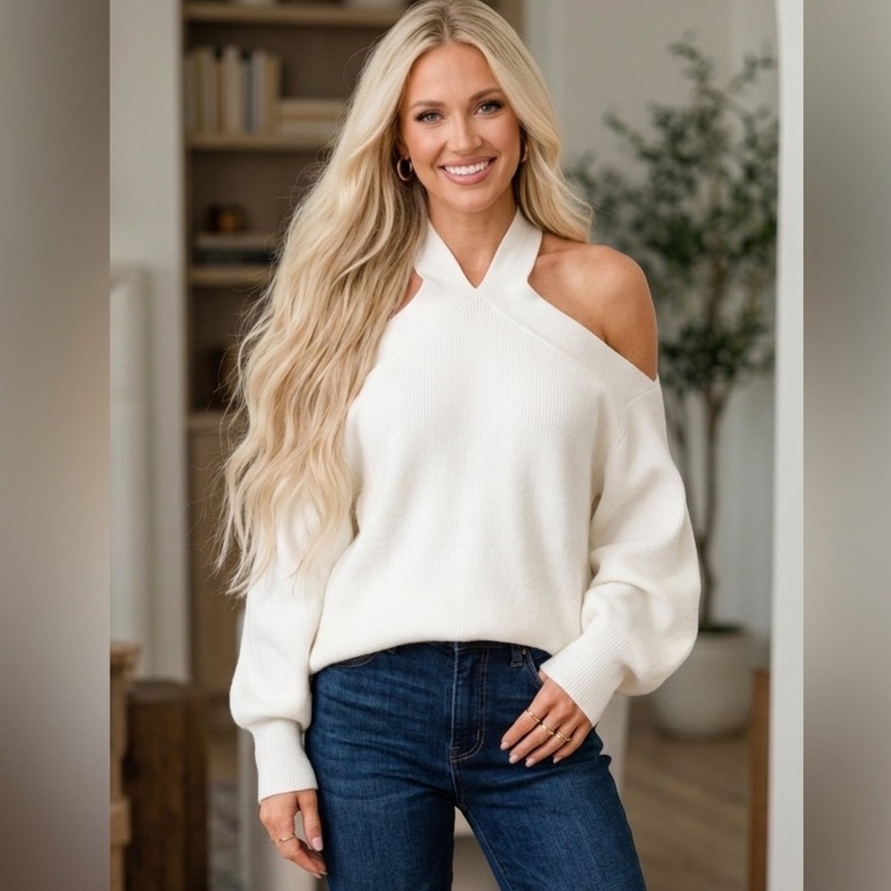 Elegant White Women's Sweater